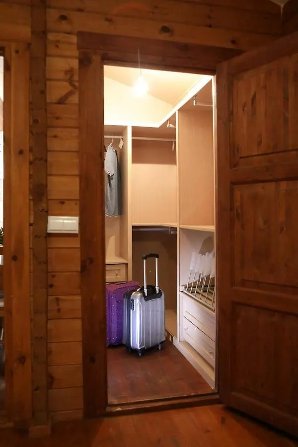 Preciosa Y Acogedora Casa De Madera En El Campo Villa Carmona