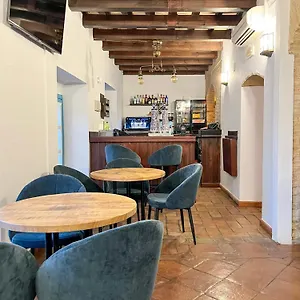 2* Guest house Hostal Servilia